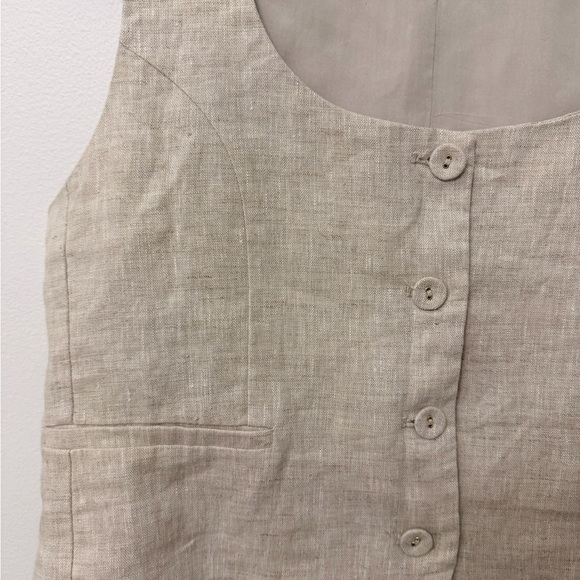 DISSH Oscar Natural Linen Vest - Picture 2 of 6